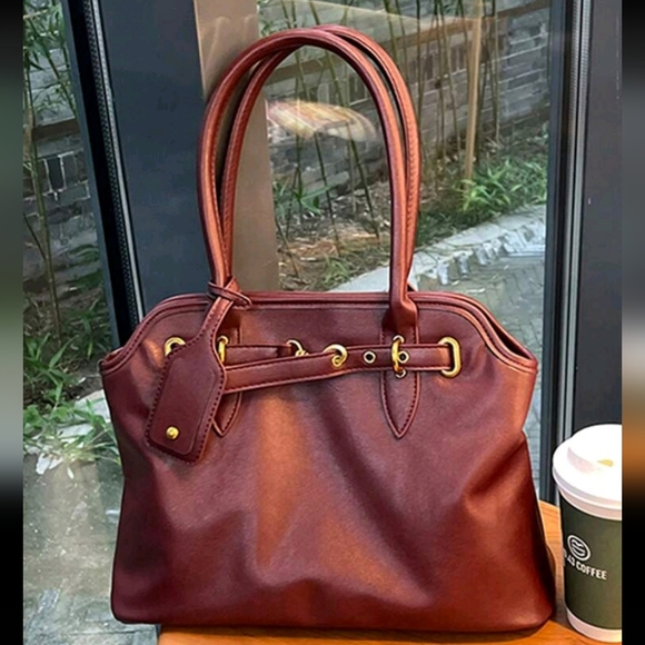 NWOT Autumn New Vintage Niche Design Handbag, High-Quality Commute - Picture 3 of 8